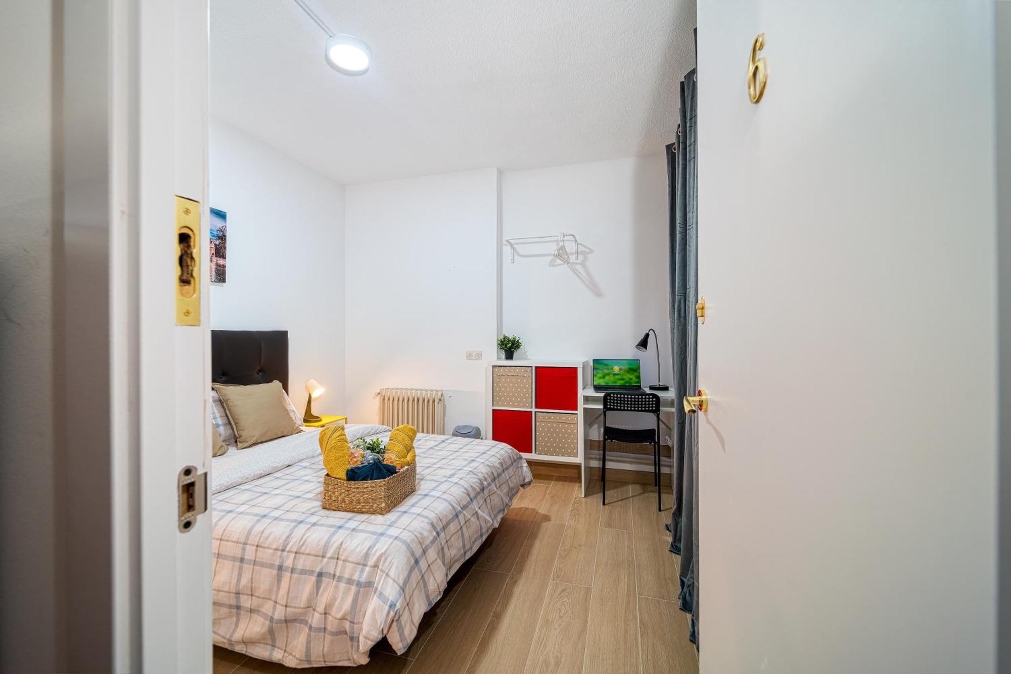 P Casacafe Calle Carlos Dubois 3 * Madri